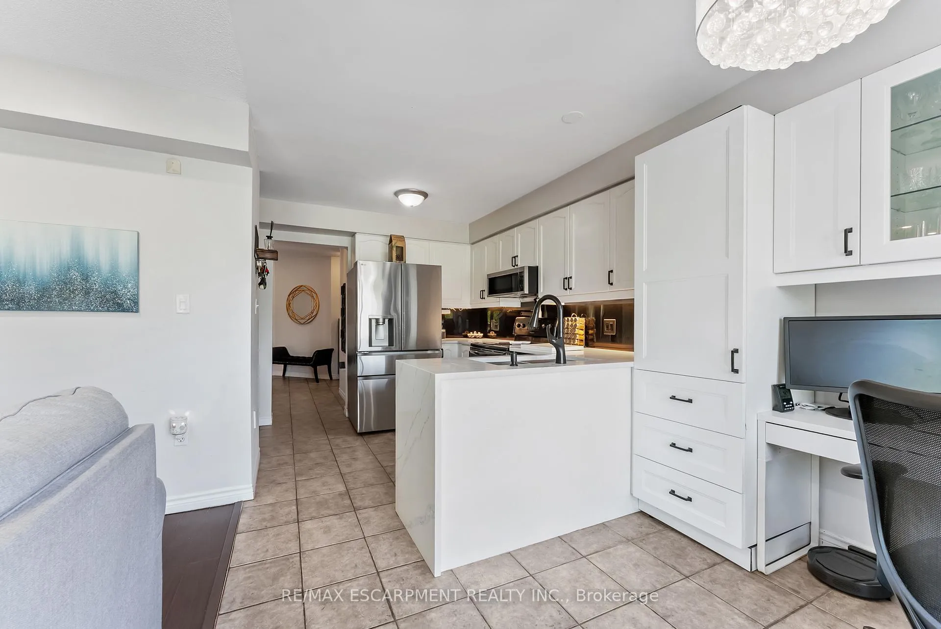 Photo 8 of 87 Thoroughbred Boulevard, Hamilton, Meadowlands — HOMEH