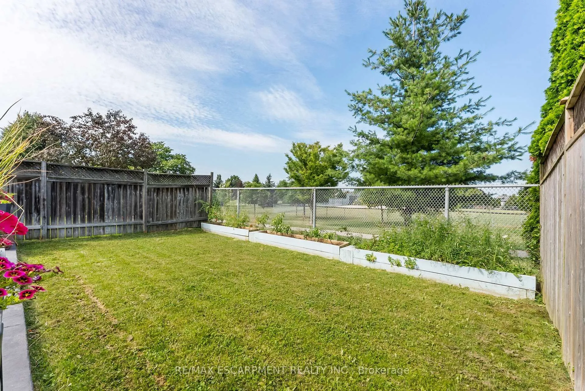 Photo 39 of 87 Thoroughbred Boulevard, Hamilton, Meadowlands — HOMEH