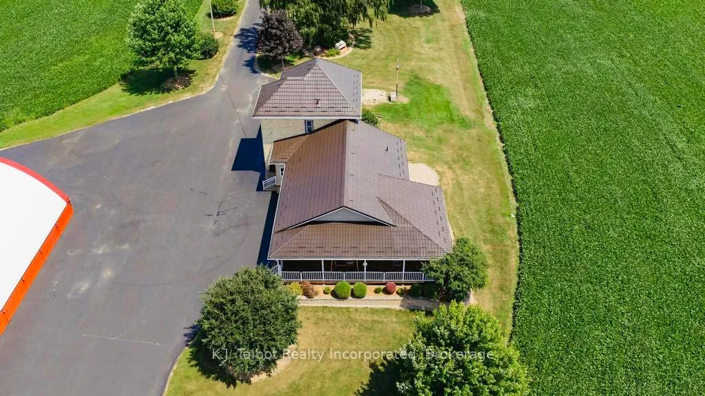 Photo 6 of 79823 Bluewater Highway, Central Huron, Goderich — HOMEH