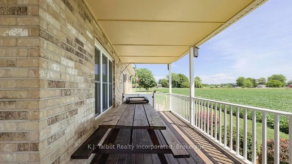Photo 8 of 79823 Bluewater Highway, Central Huron, Goderich — HOMEH