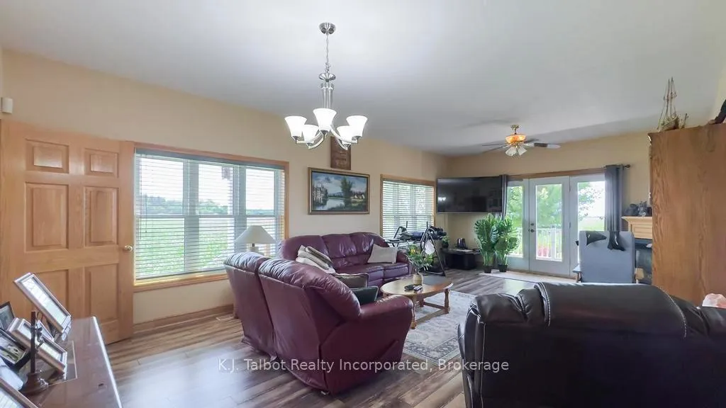 Photo 26 of 79823 Bluewater Highway, Central Huron, Goderich — HOMEH