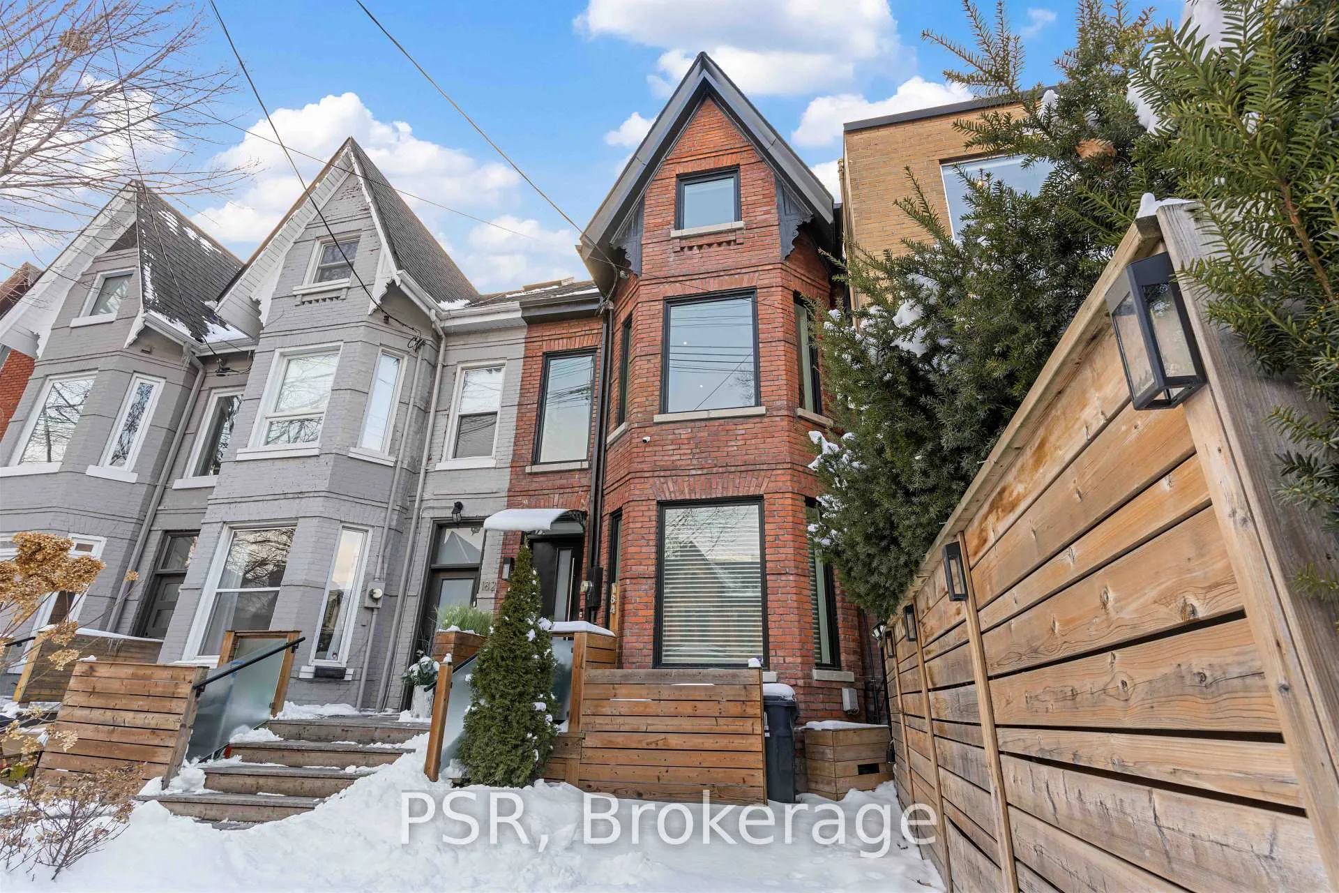 Photo 4 of 184 Strachan Avenue, Toronto, Niagara — HOMEH