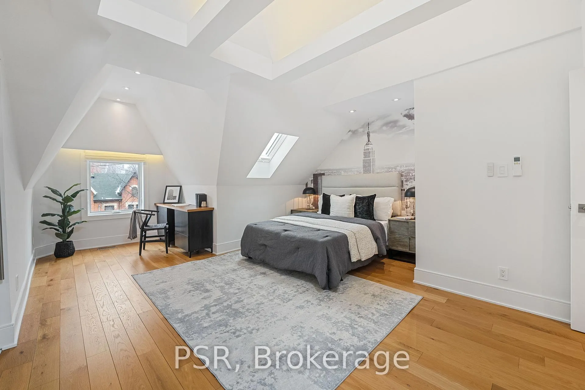 Photo 23 of 184 Strachan Avenue, Toronto, Niagara — HOMEH