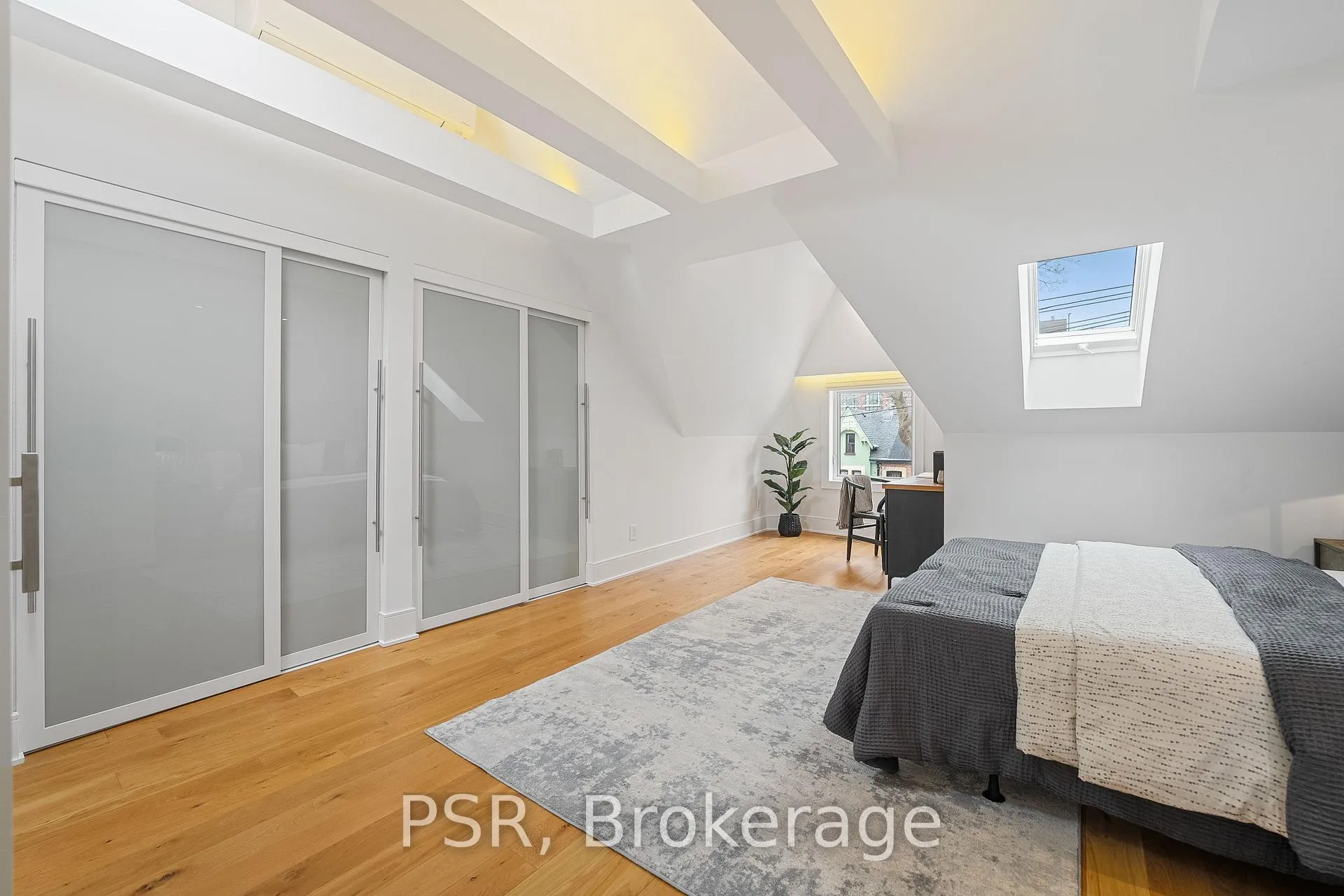 Photo 24 of 184 Strachan Avenue, Toronto, Niagara — HOMEH