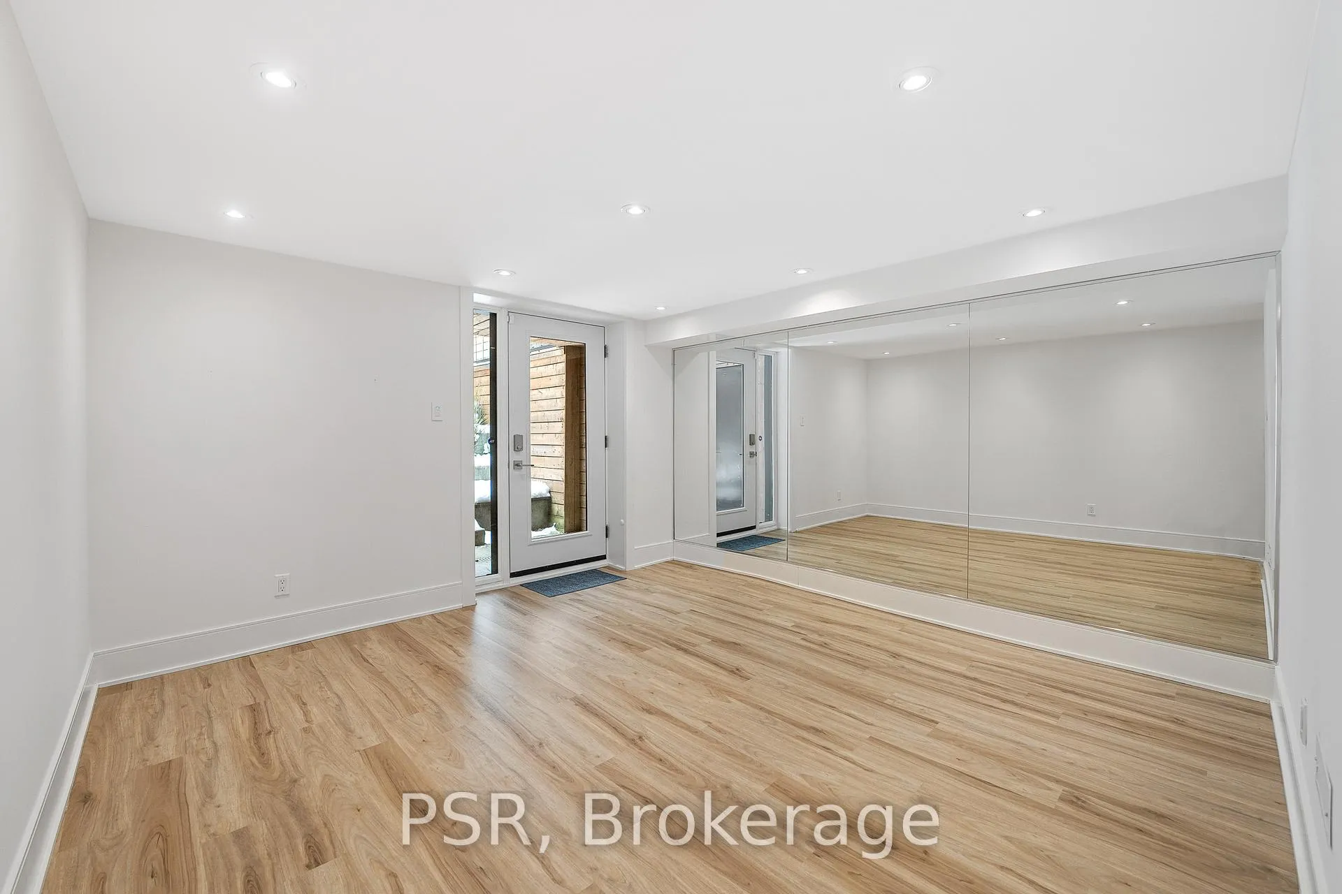 Photo 35 of 184 Strachan Avenue, Toronto, Niagara — HOMEH