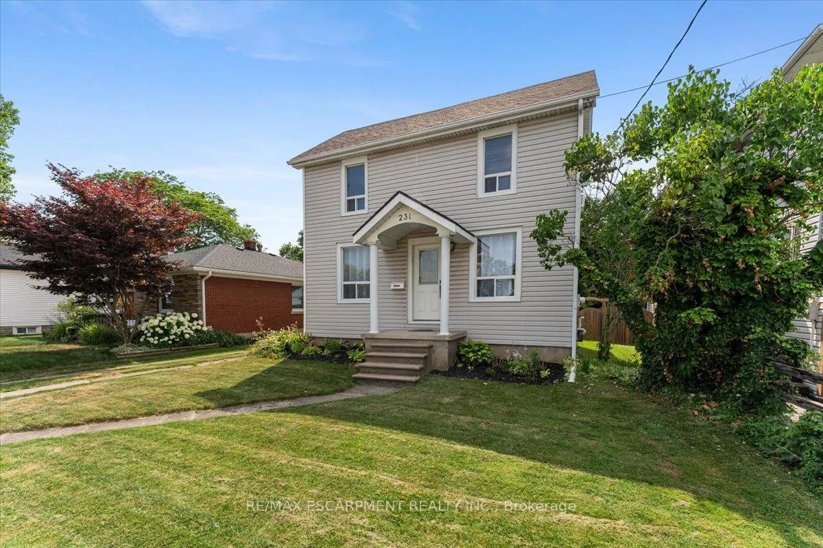 Photo 1 of 231 Vine Street, St. Catharines, Fairview — HOMEH