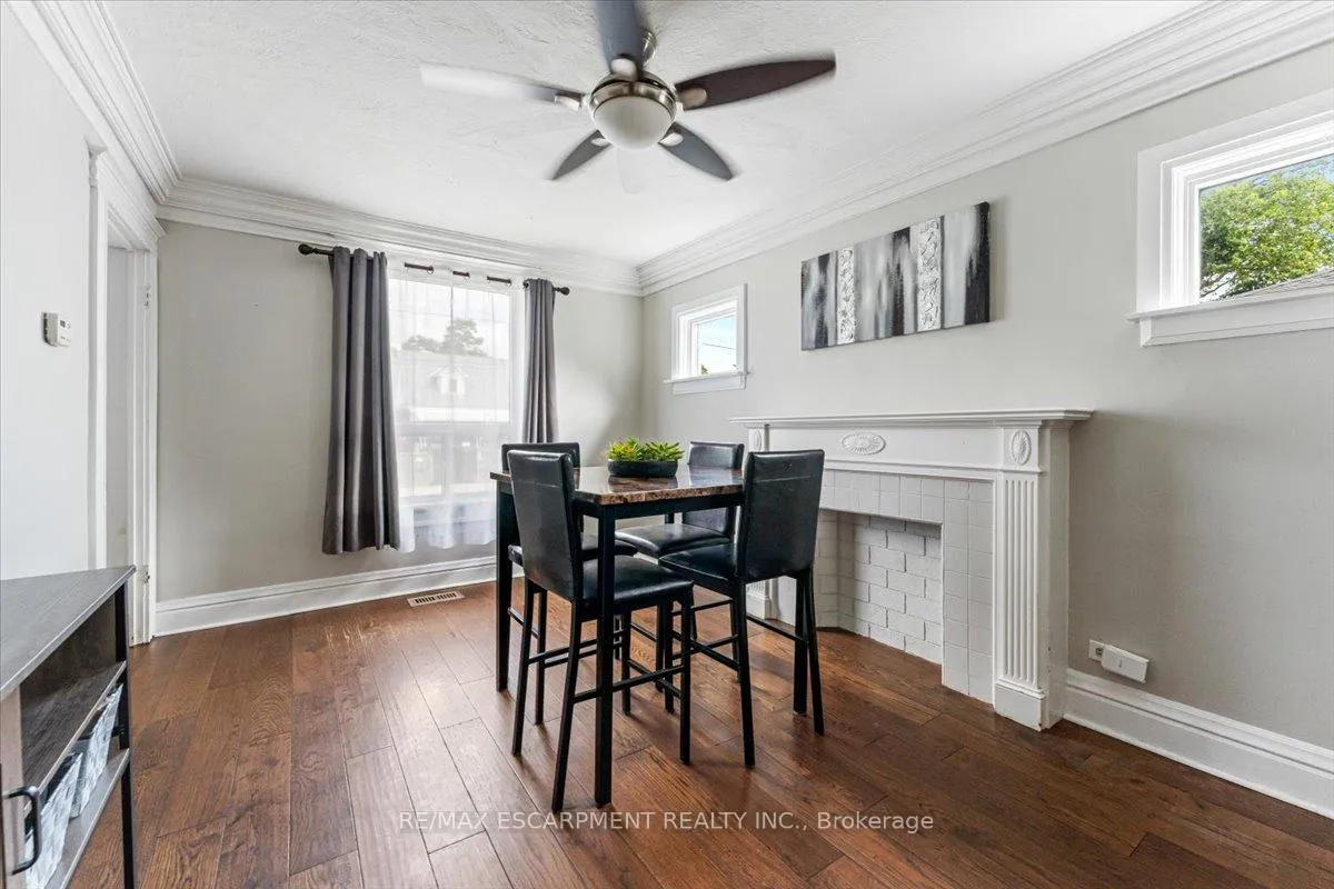 Photo 15 of 231 Vine Street, St. Catharines, Fairview — HOMEH