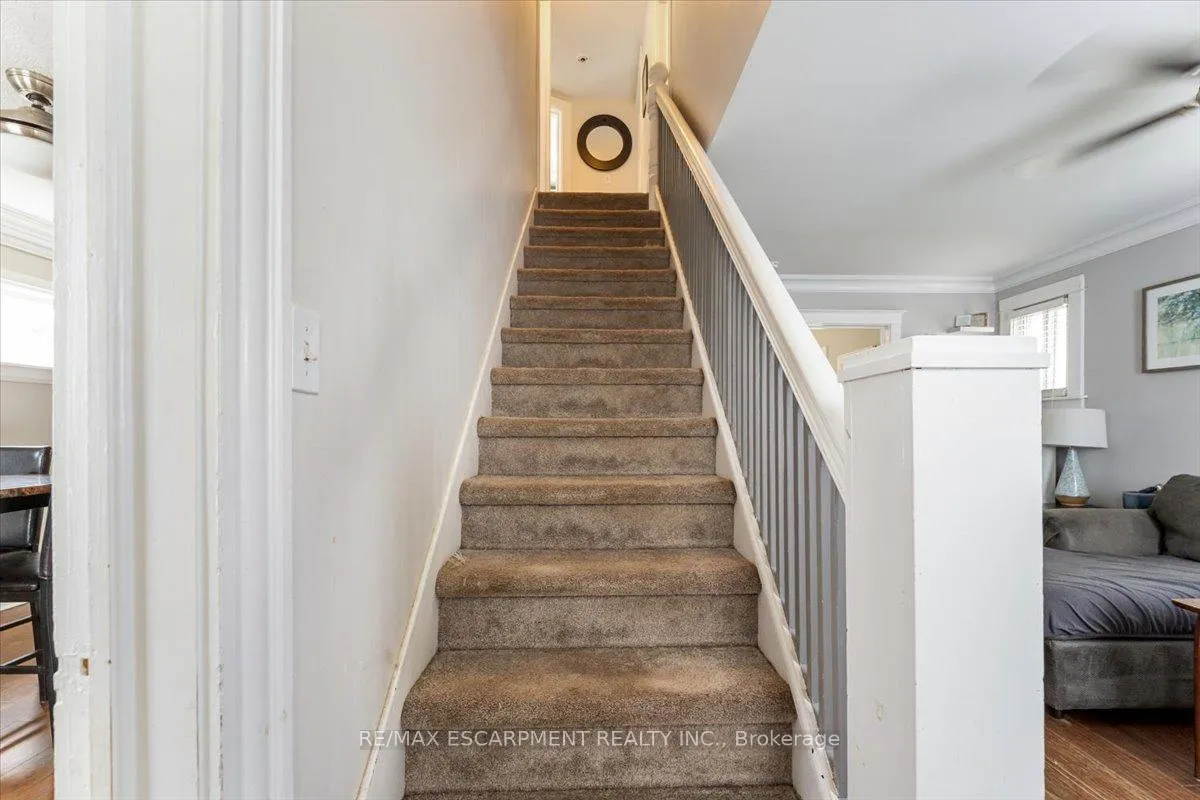 Photo 24 of 231 Vine Street, St. Catharines, Fairview — HOMEH