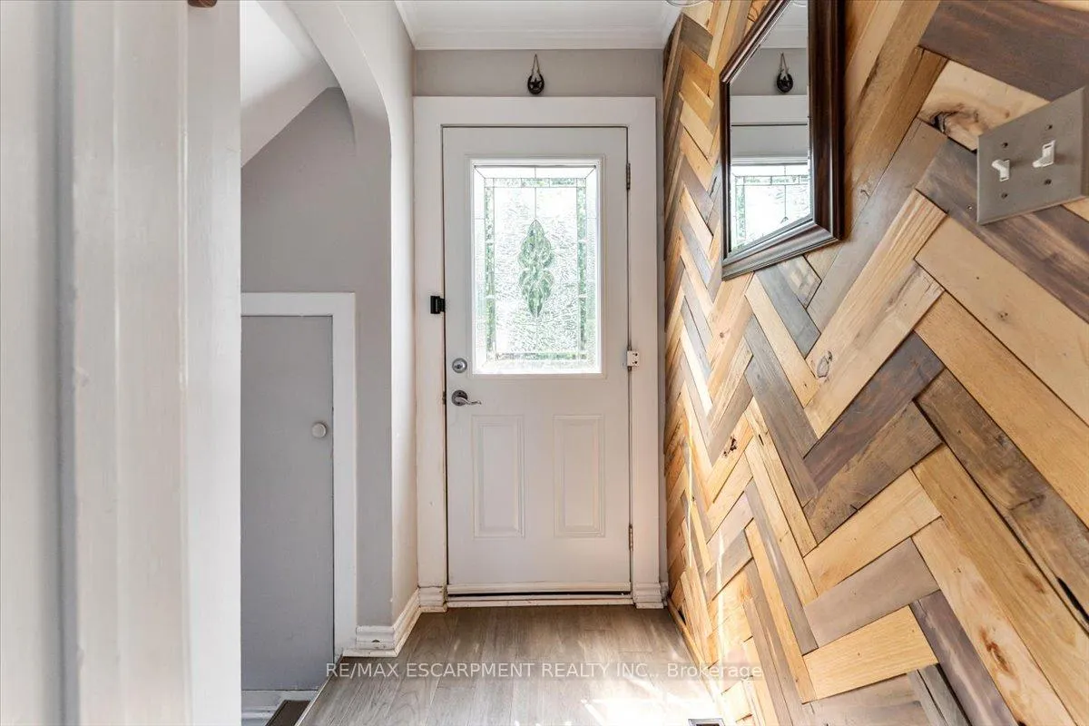 Photo 28 of 231 Vine Street, St. Catharines, Fairview — HOMEH