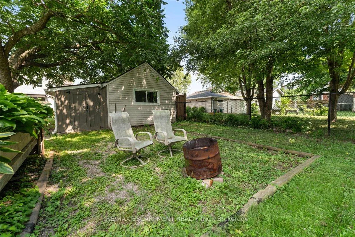 Photo 38 of 231 Vine Street, St. Catharines, Fairview — HOMEH