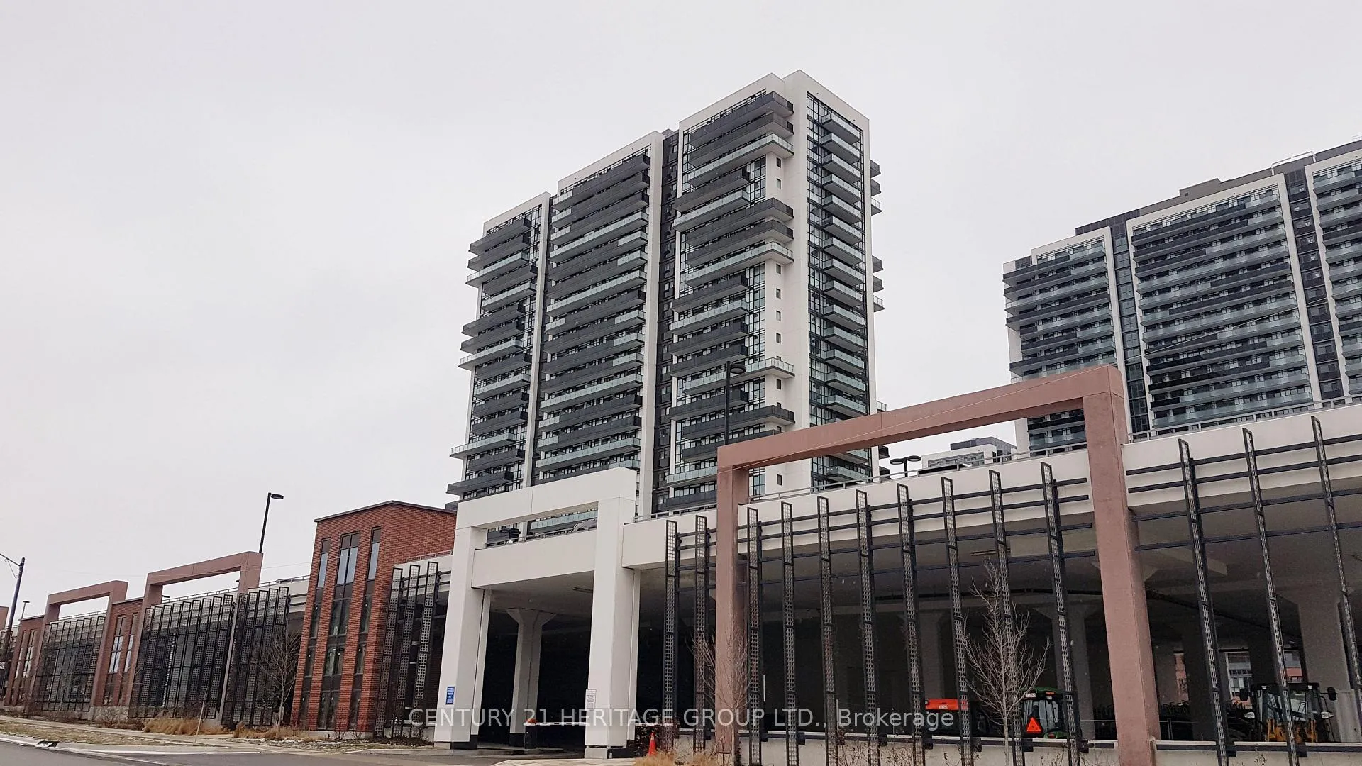Photo 4 of Unit 510, 2550 Simcoe Street N, Oshawa, Windfields — HOMEH
