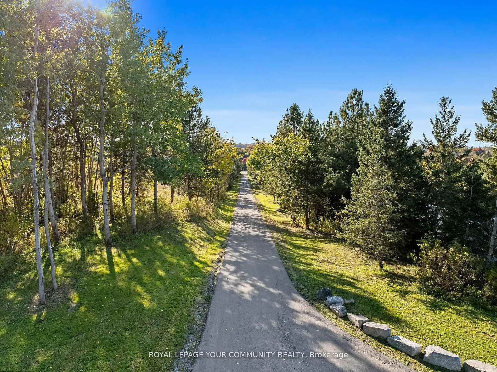Photo 3 of 16155 Keele Street, King, Rural King — HOMEH