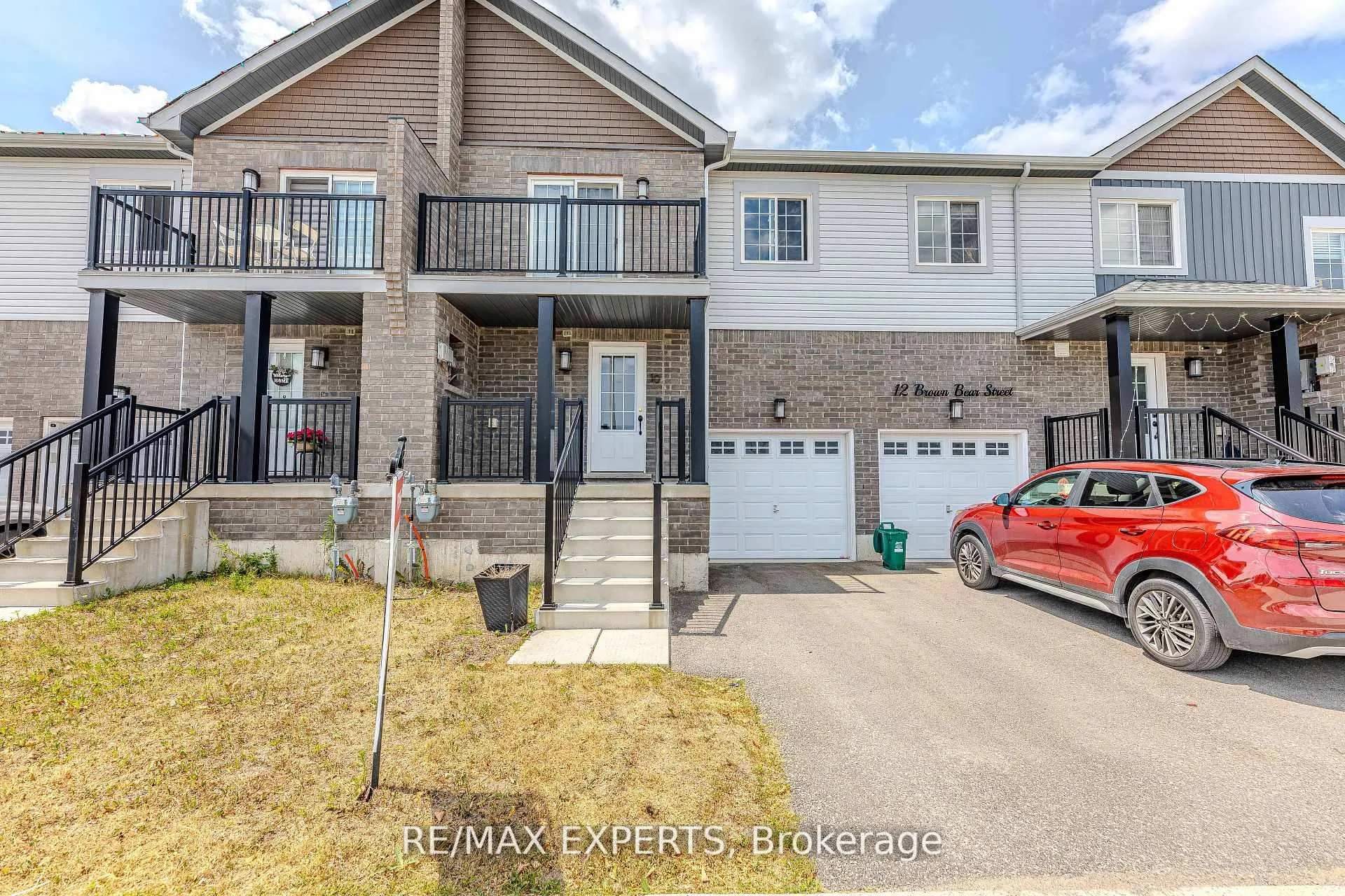 Photo 1 of 10 Brown Bear Street, Barrie, Rural Barrie Southwest — HOMEH