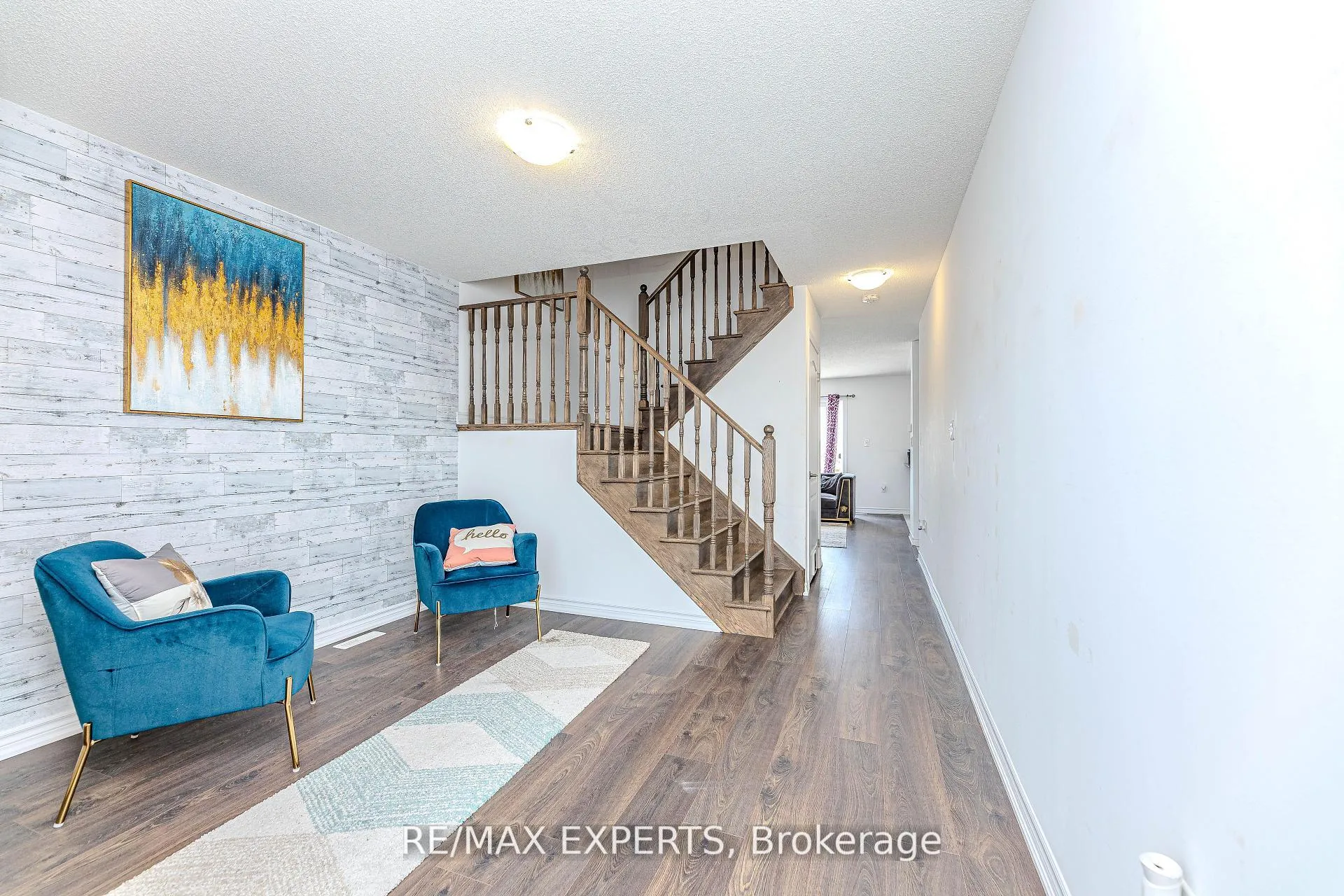 Photo 5 of 10 Brown Bear Street, Barrie, Rural Barrie Southwest — HOMEH