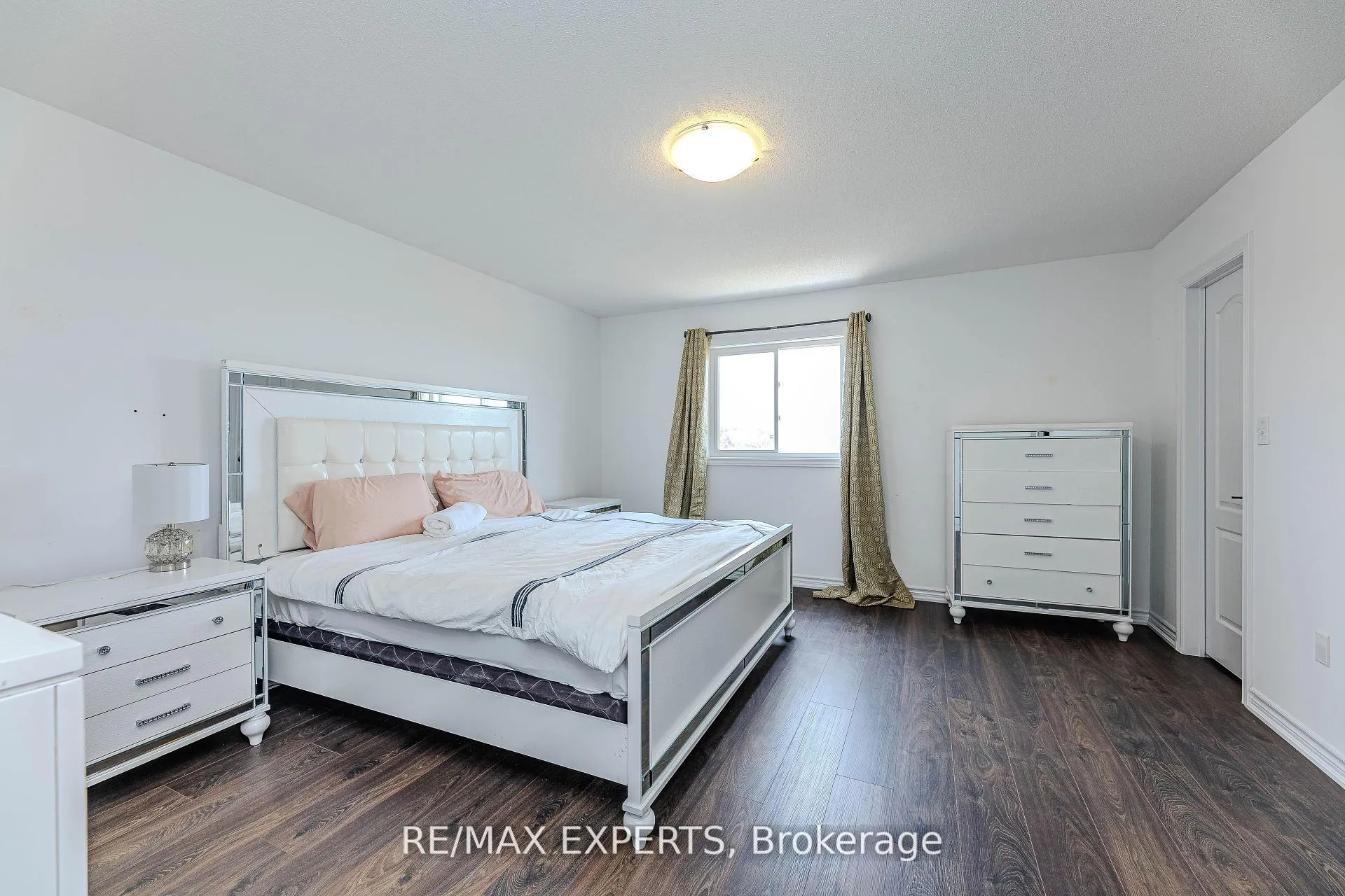 Photo 26 of 10 Brown Bear Street, Barrie, Rural Barrie Southwest — HOMEH
