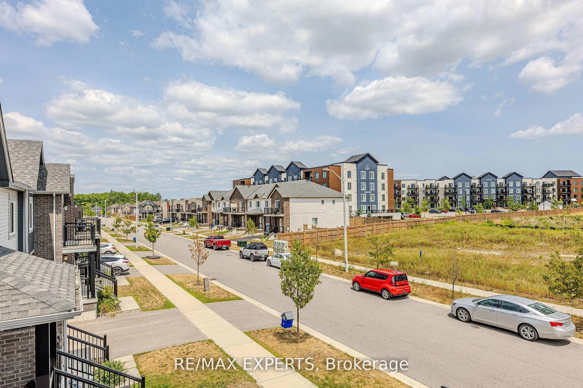 Photo 36 of 10 Brown Bear Street, Barrie, Rural Barrie Southwest — HOMEH