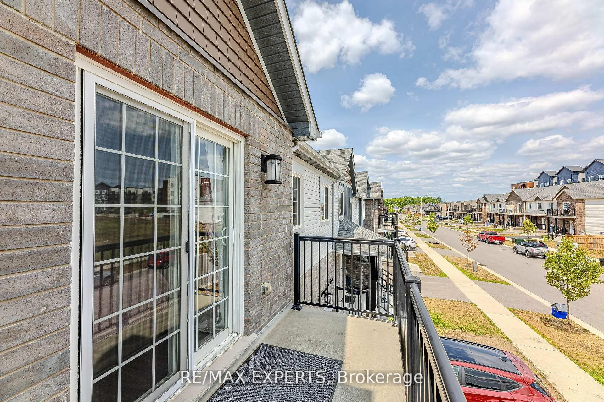 Photo 38 of 10 Brown Bear Street, Barrie, Rural Barrie Southwest — HOMEH