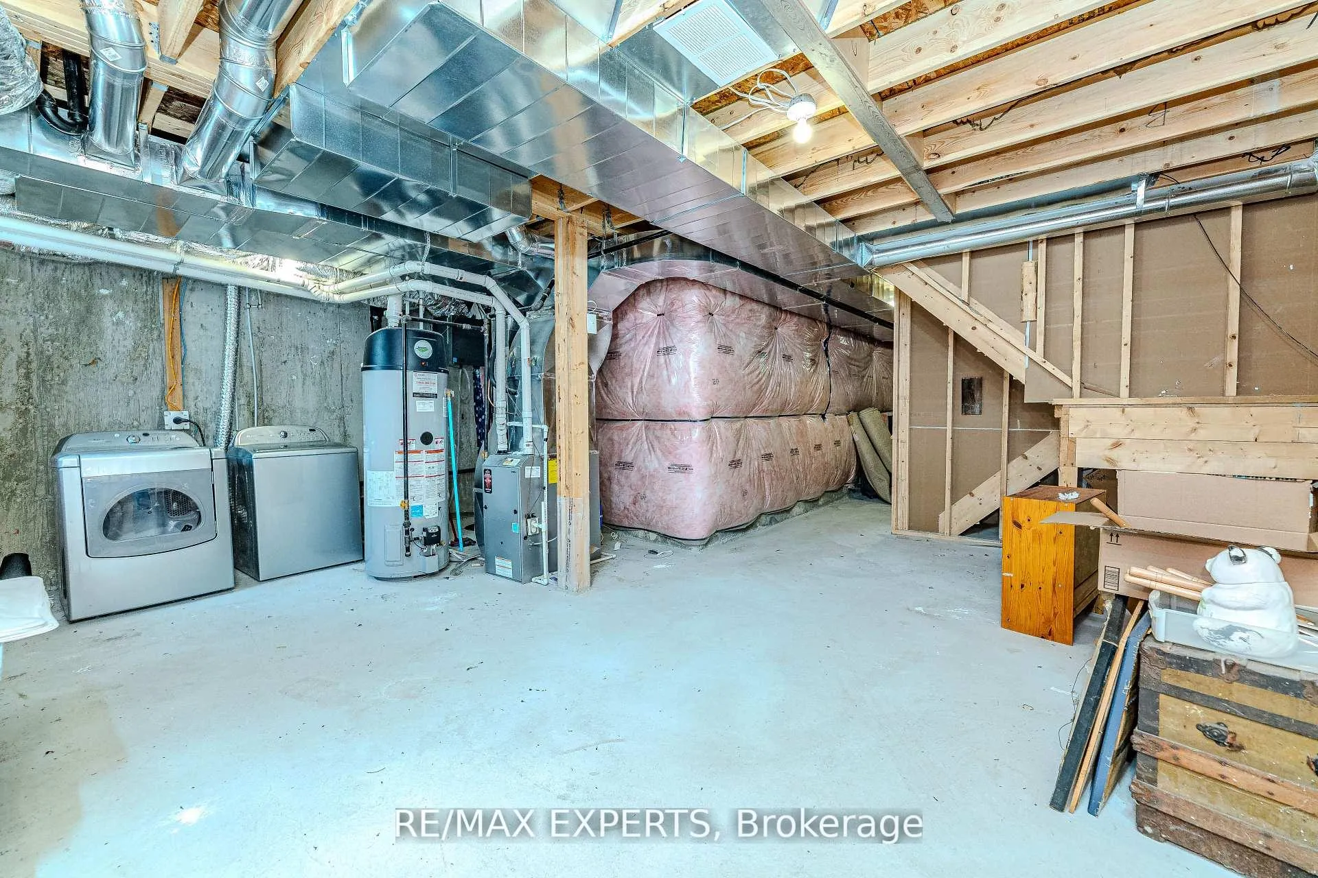 Photo 43 of 10 Brown Bear Street, Barrie, Rural Barrie Southwest — HOMEH