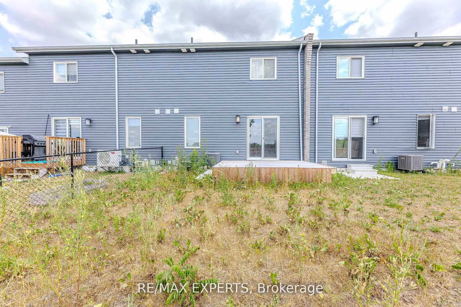 Photo 46 of 10 Brown Bear Street, Barrie, Rural Barrie Southwest — HOMEH