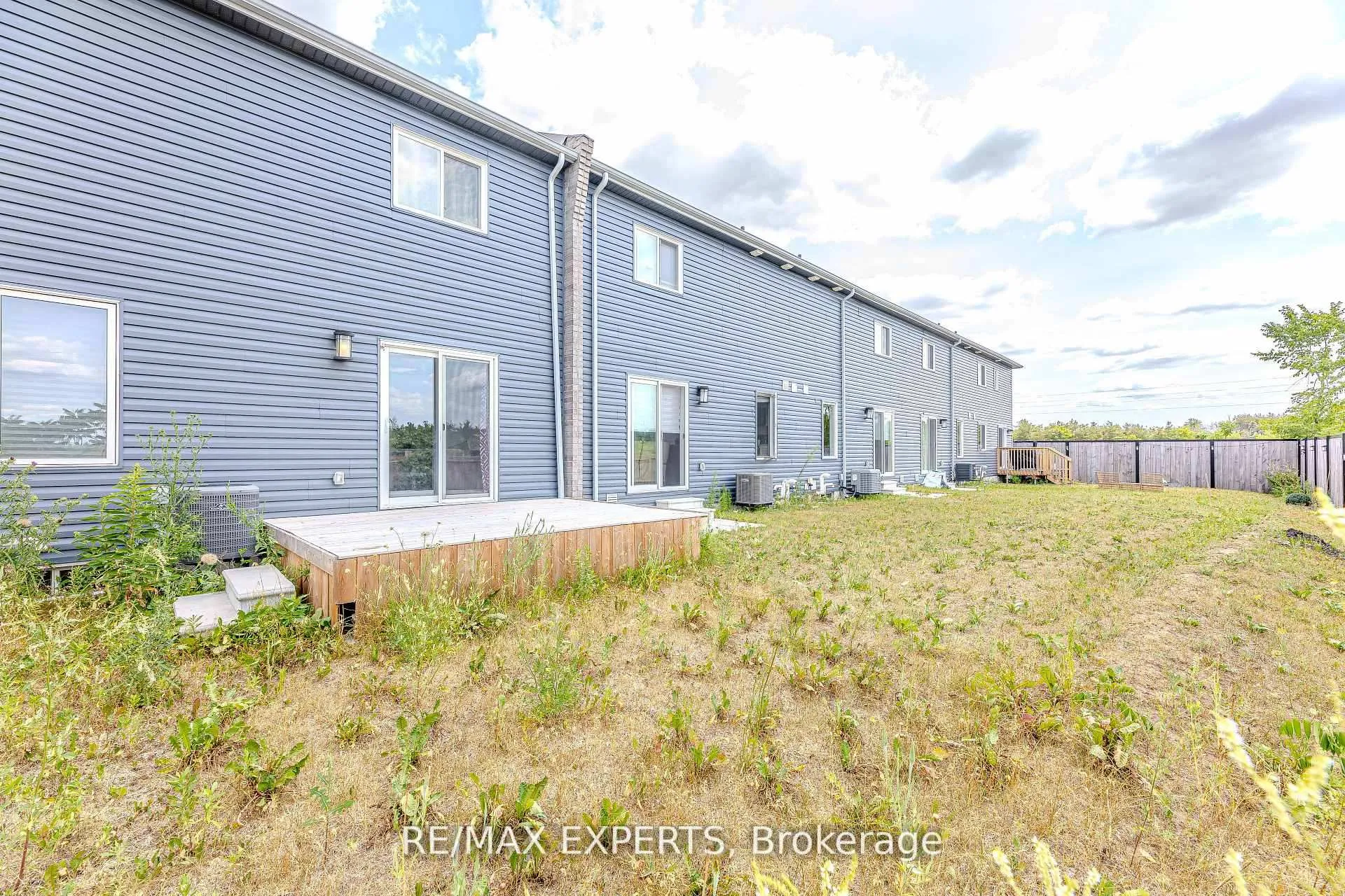 Photo 47 of 10 Brown Bear Street, Barrie, Rural Barrie Southwest — HOMEH