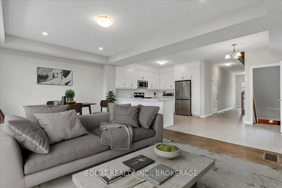 Photo 7 of 241 Tanglewood Drive, Hamilton, Binbrook — HOMEH