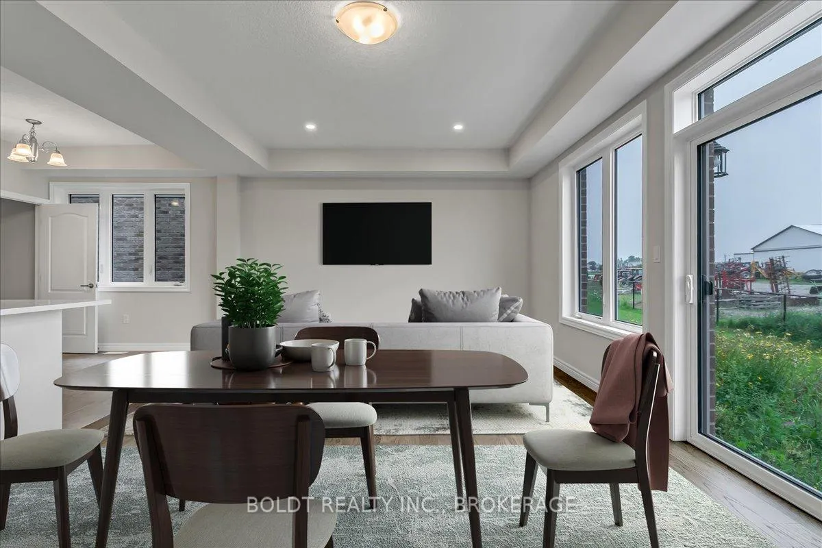 Photo 9 of 241 Tanglewood Drive, Hamilton, Binbrook — HOMEH