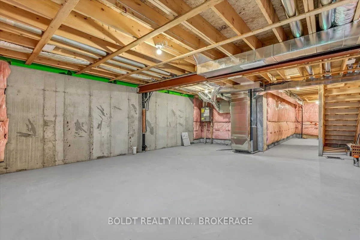 Photo 26 of 241 Tanglewood Drive, Hamilton, Binbrook — HOMEH