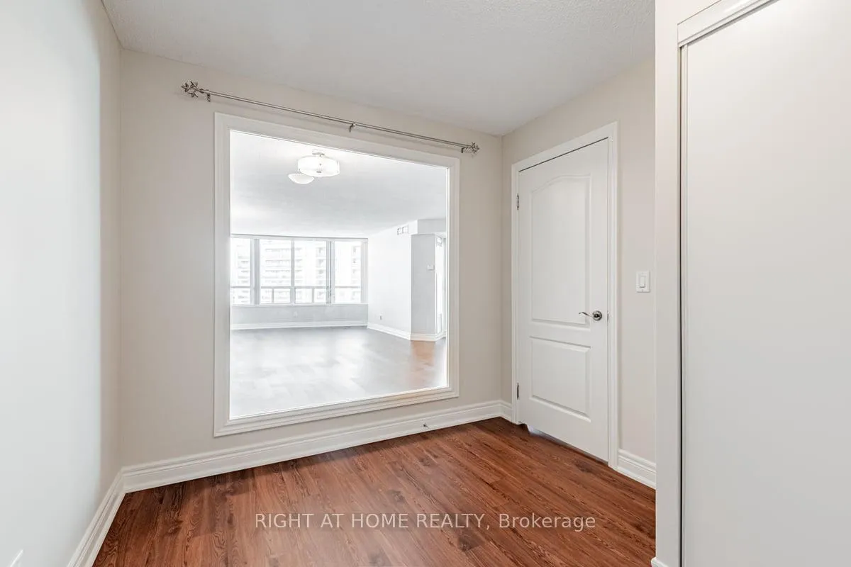 Photo 20 of Unit 811, 48 Suncrest Boulevard, Markham, Commerce Valley — HOMEH