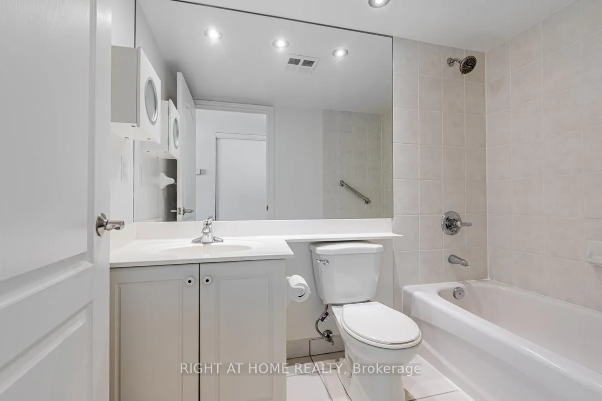 Photo 29 of Unit 811, 48 Suncrest Boulevard, Markham, Commerce Valley — HOMEH