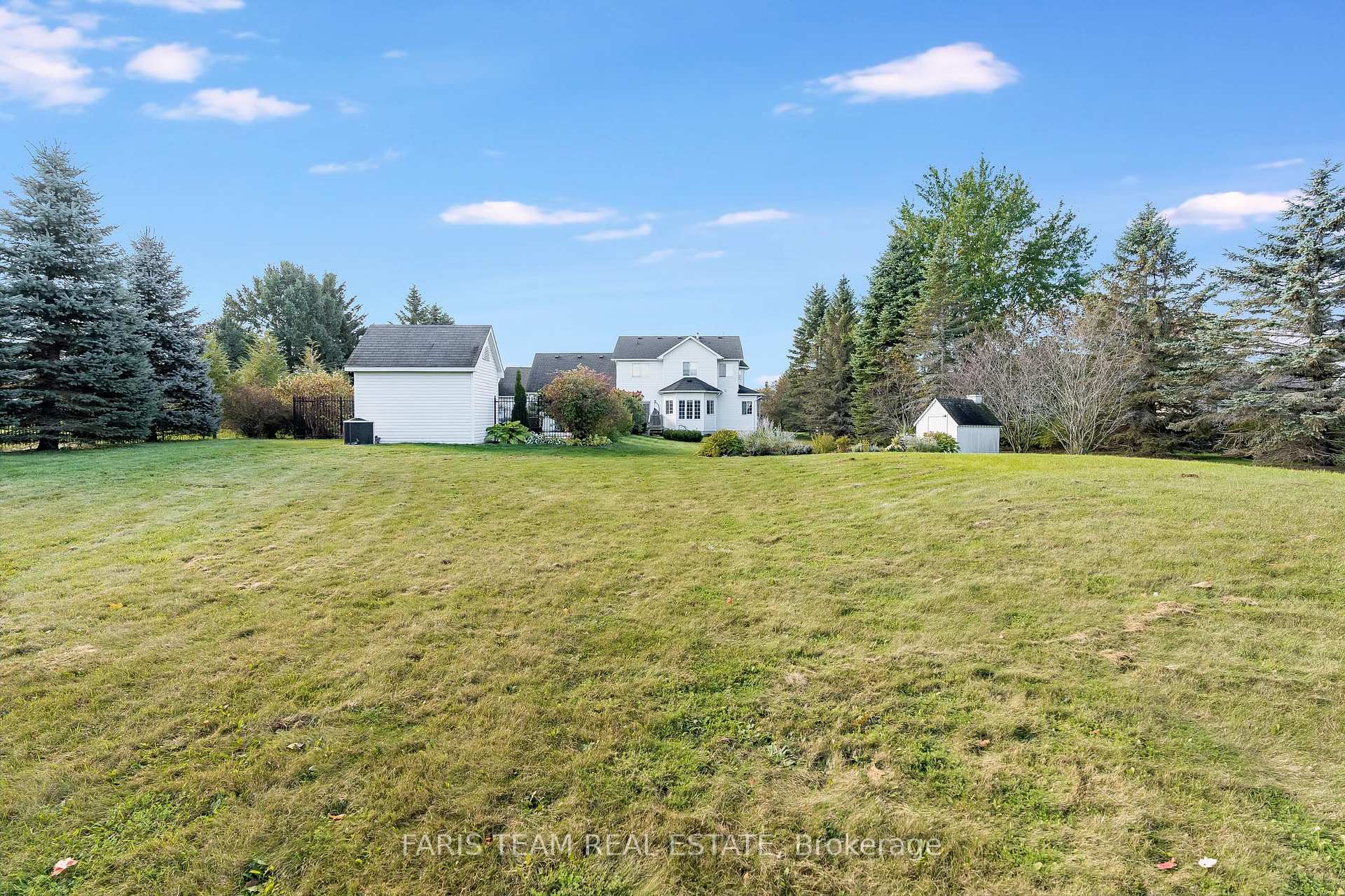Photo 29 of 101 Davis Trail, Essa, Thornton — HOMEH