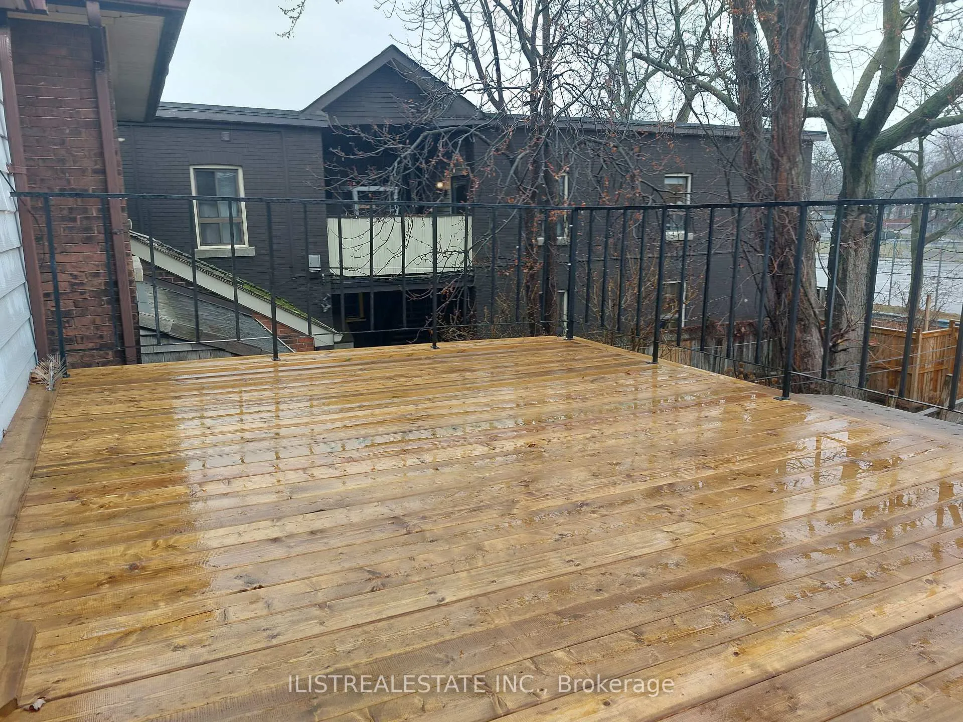 Photo 7 of Unit Upper, 2143 Gerrard Street E, Toronto, East End-Danforth — HOMEH