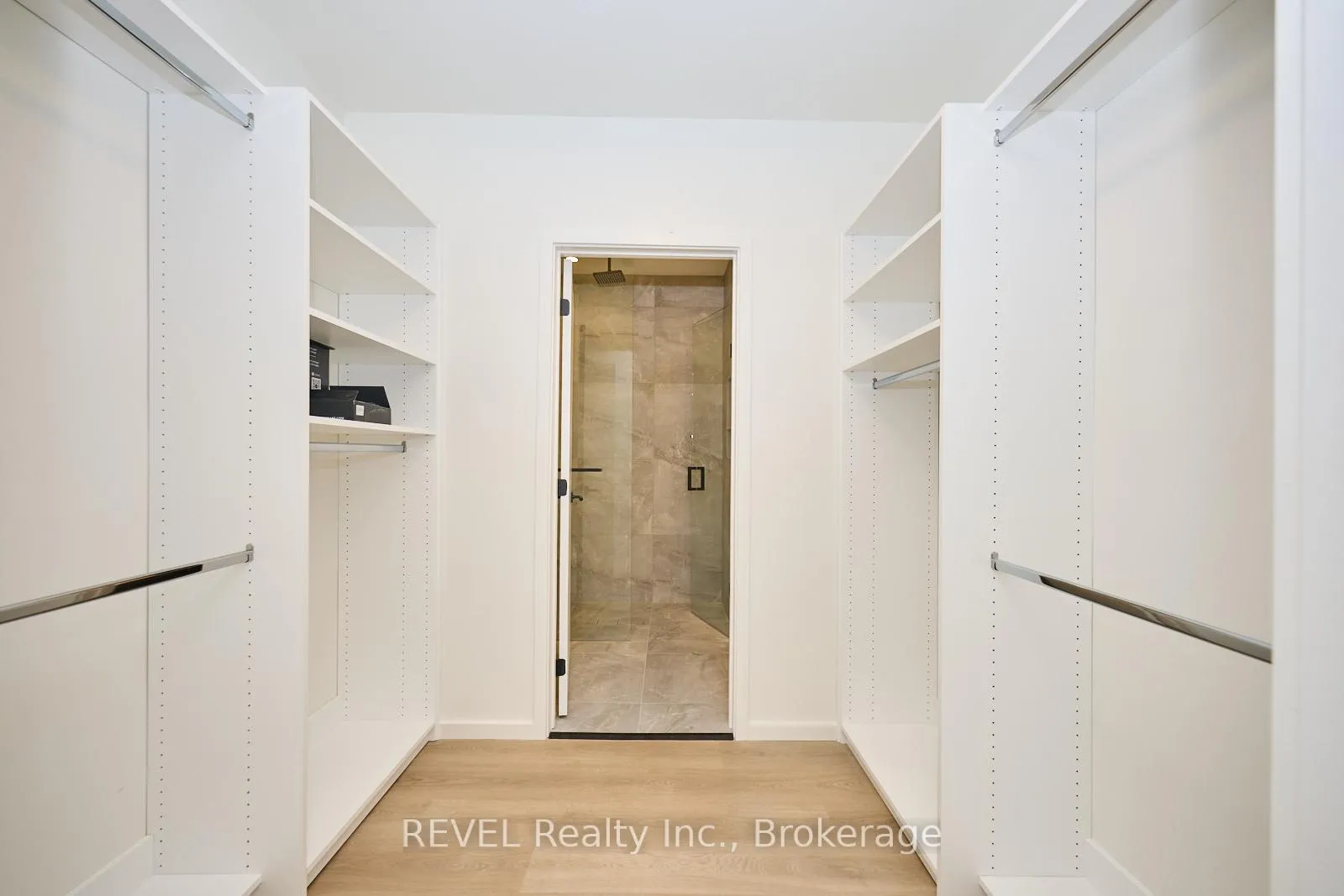 Photo 15 of Unit Unit 1, 5361 Valley Way E, Niagara Falls, Cherrywood — HOMEH