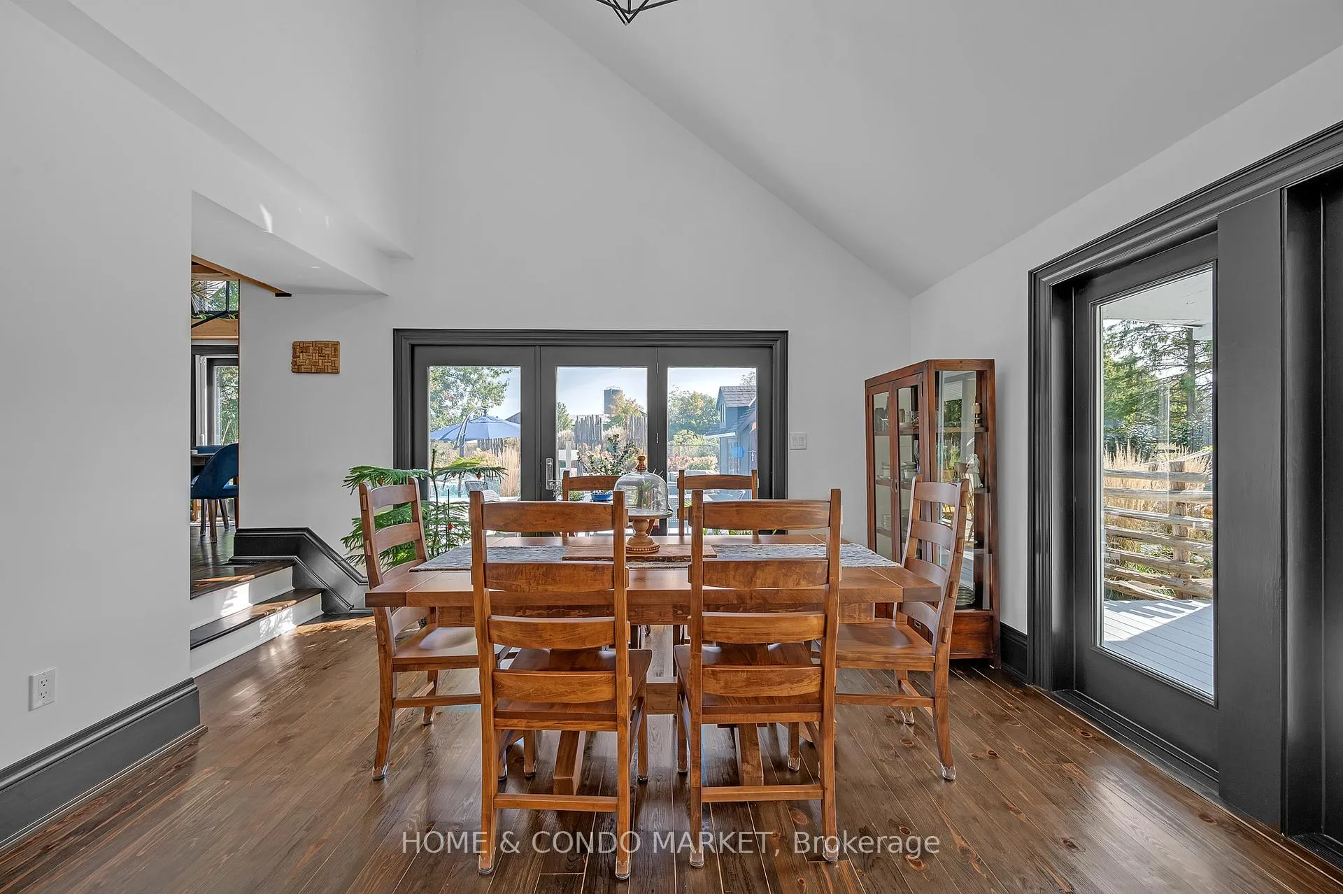 Photo 9 of 15391 Mount Hope Road, Caledon, Caledon East — HOMEH