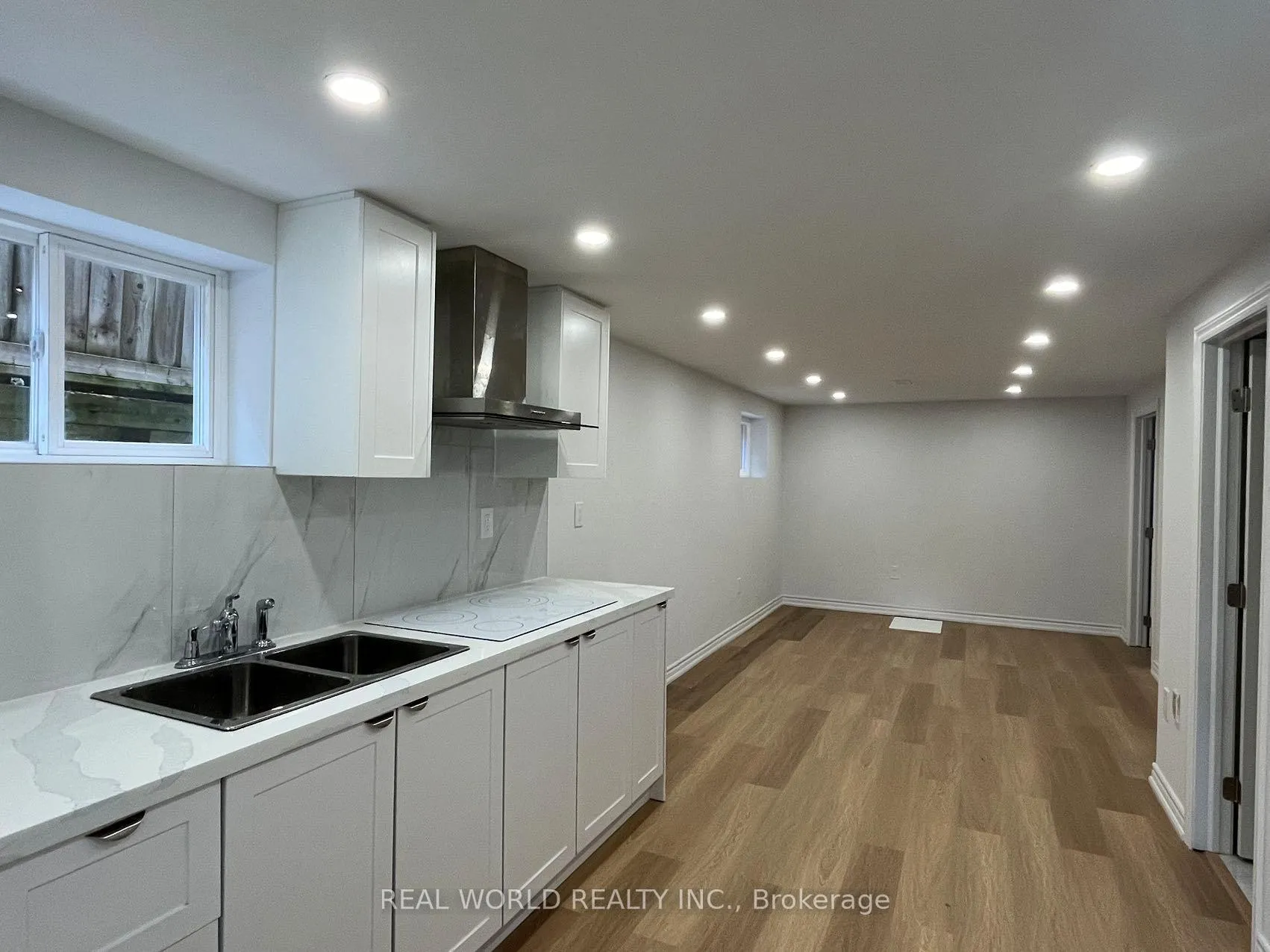 Photo 5 of Unit Bsmt, 180 Royal Orchard Boulevard, Markham, Royal Orchard — HOMEH
