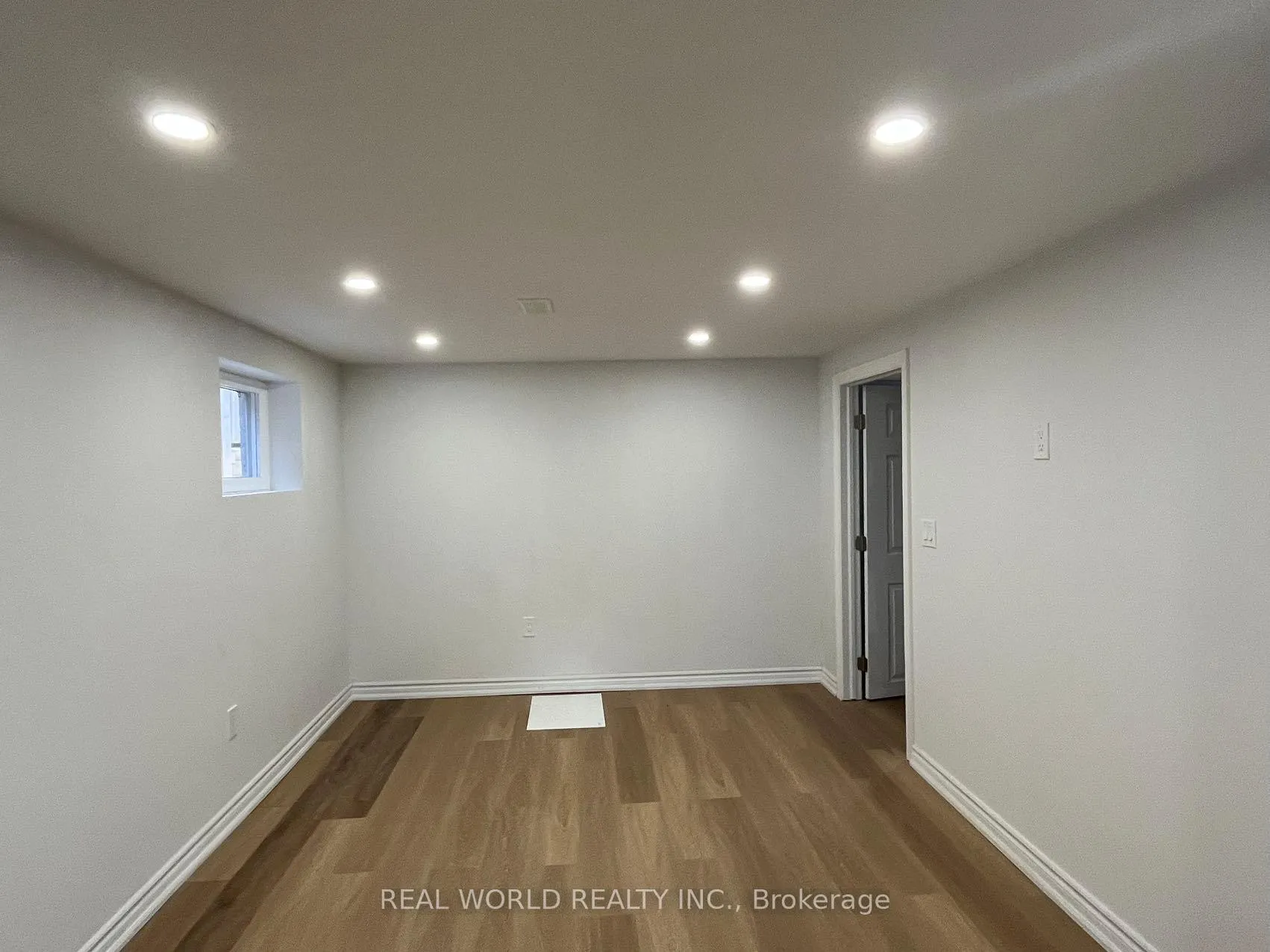 Photo 9 of Unit Bsmt, 180 Royal Orchard Boulevard, Markham, Royal Orchard — HOMEH