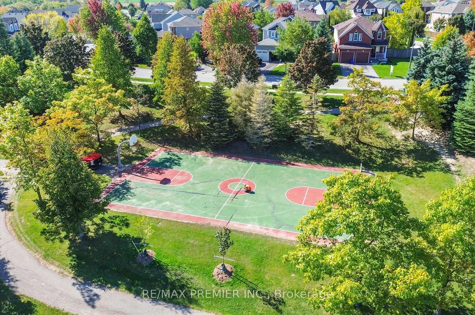 Photo 43 of 38 King William Way, Clarington, Bowmanville — HOMEH
