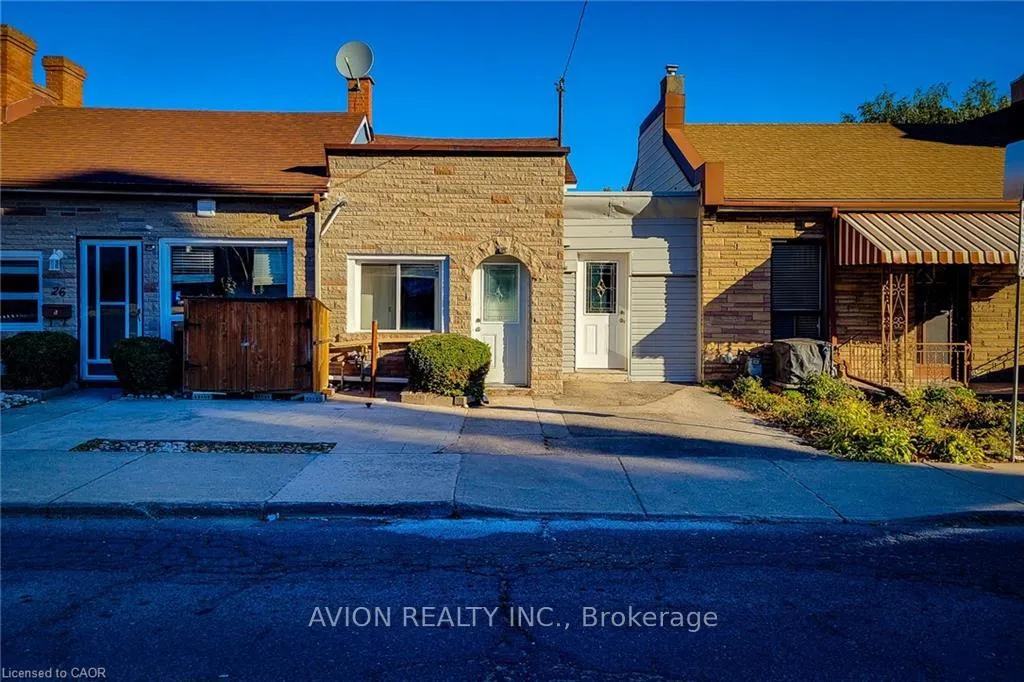 Photo 1 of Unit 2, 26 Barton Street W, Hamilton, Strathcona — HOMEH