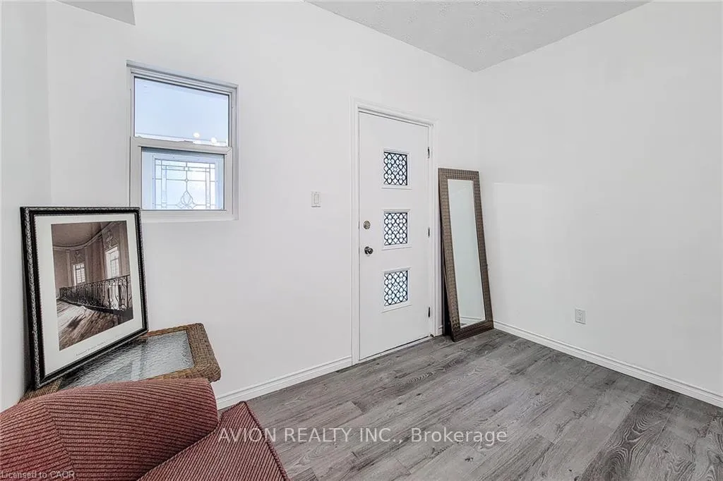 Photo 13 of Unit 2, 26 Barton Street W, Hamilton, Strathcona — HOMEH