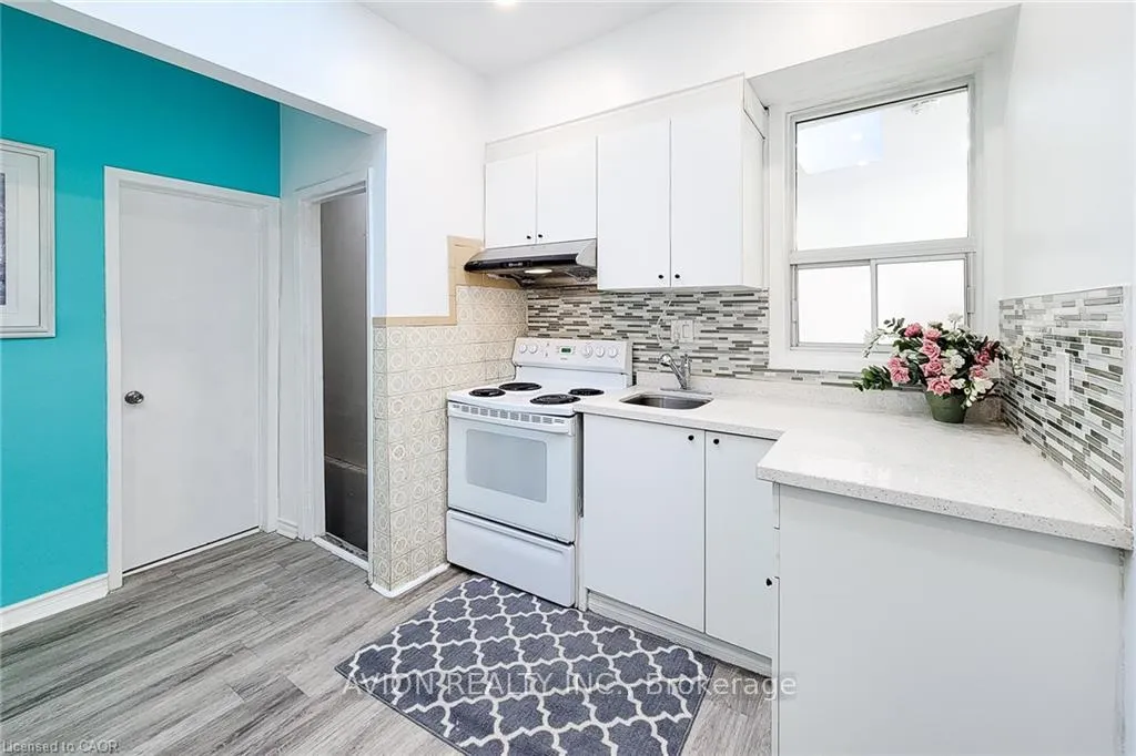 Photo 16 of Unit 2, 26 Barton Street W, Hamilton, Strathcona — HOMEH