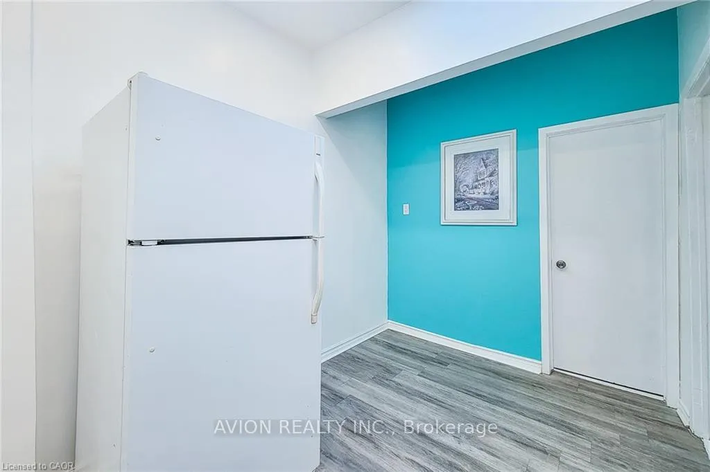 Photo 19 of Unit 2, 26 Barton Street W, Hamilton, Strathcona — HOMEH