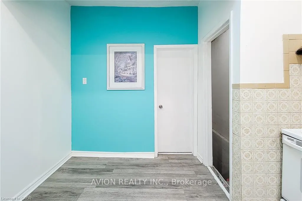 Photo 21 of Unit 2, 26 Barton Street W, Hamilton, Strathcona — HOMEH