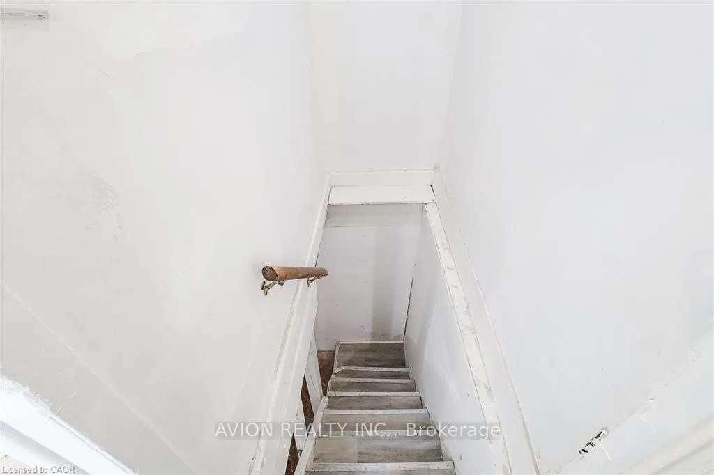 Photo 32 of Unit 2, 26 Barton Street W, Hamilton, Strathcona — HOMEH