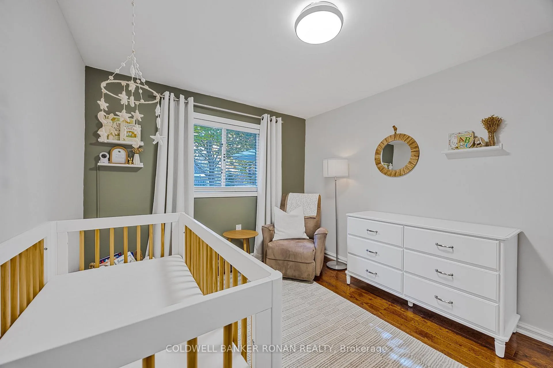 Photo 17 of 39 Ferguson Drive, Barrie, Northwest — HOMEH