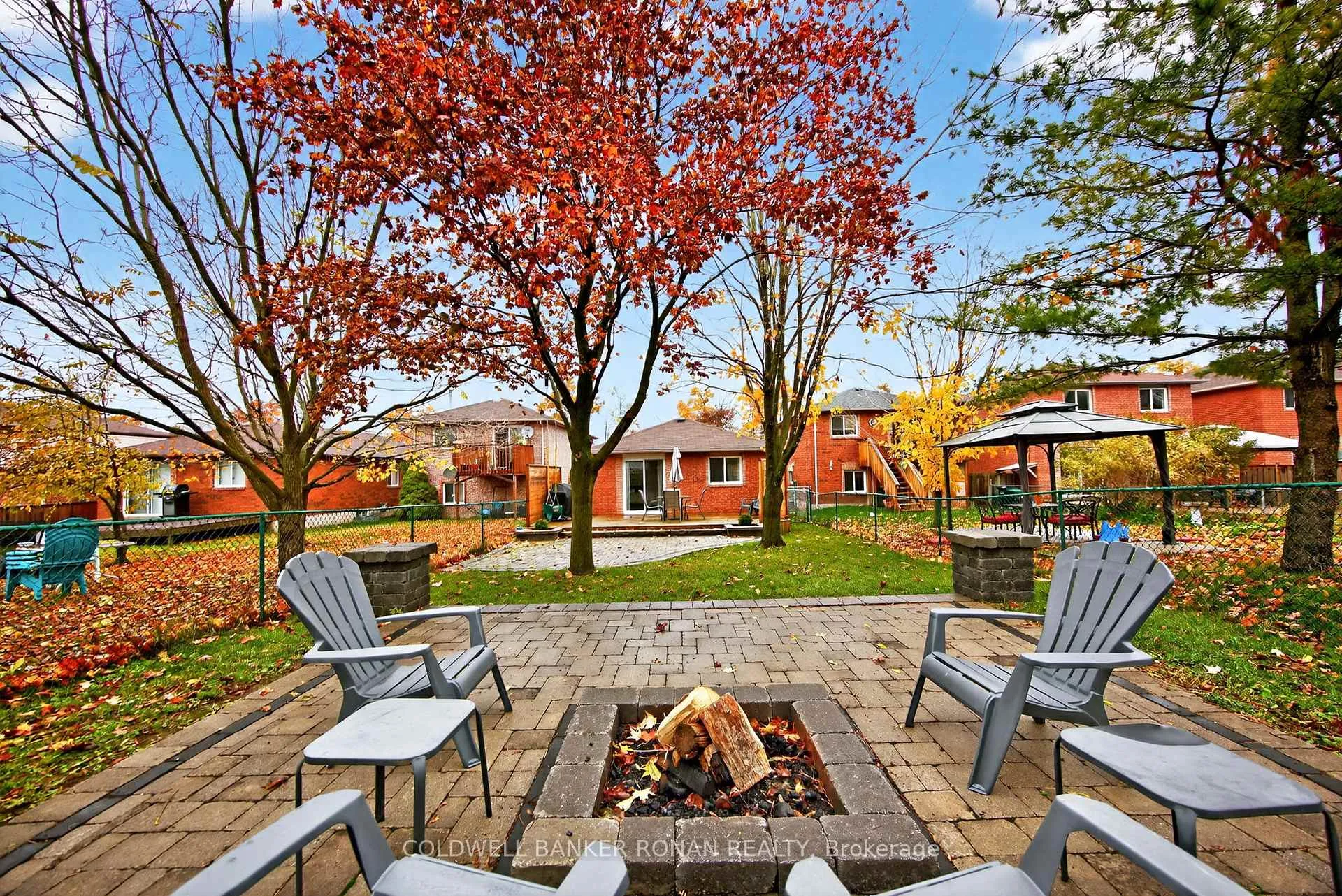 Photo 30 of 39 Ferguson Drive, Barrie, Northwest — HOMEH