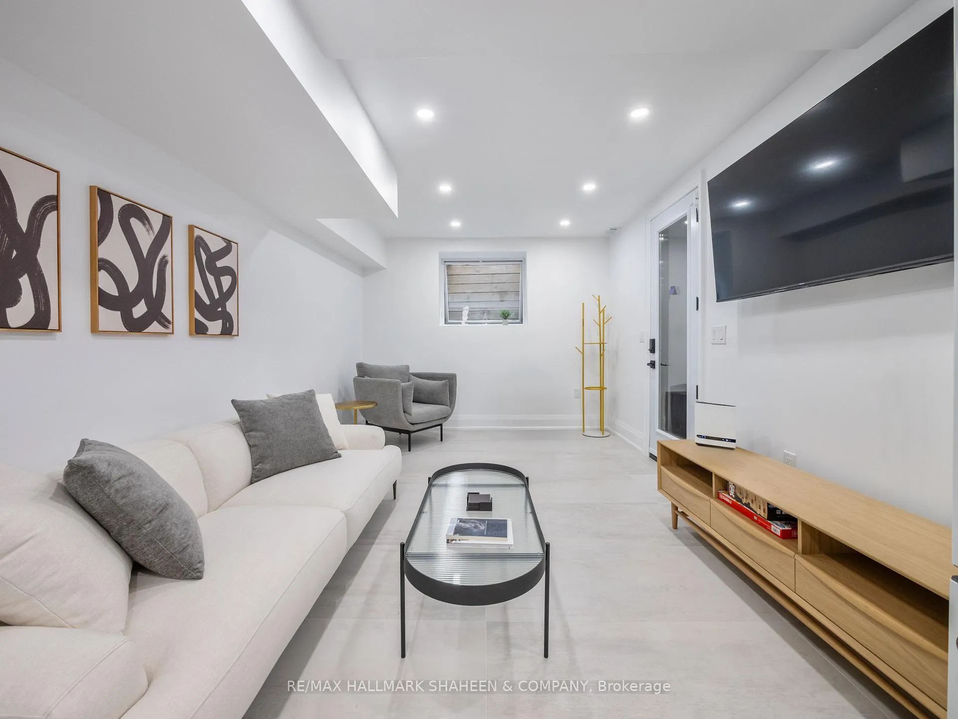 Photo 3 of Unit C, 357 Euclid Avenue, Toronto, Trinity-Bellwoods — HOMEH