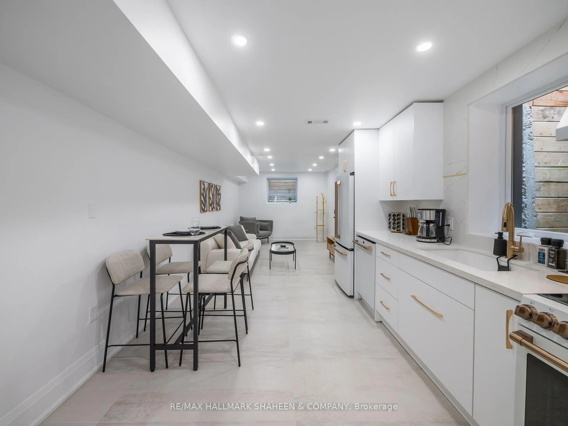Photo 11 of Unit C, 357 Euclid Avenue, Toronto, Trinity-Bellwoods — HOMEH