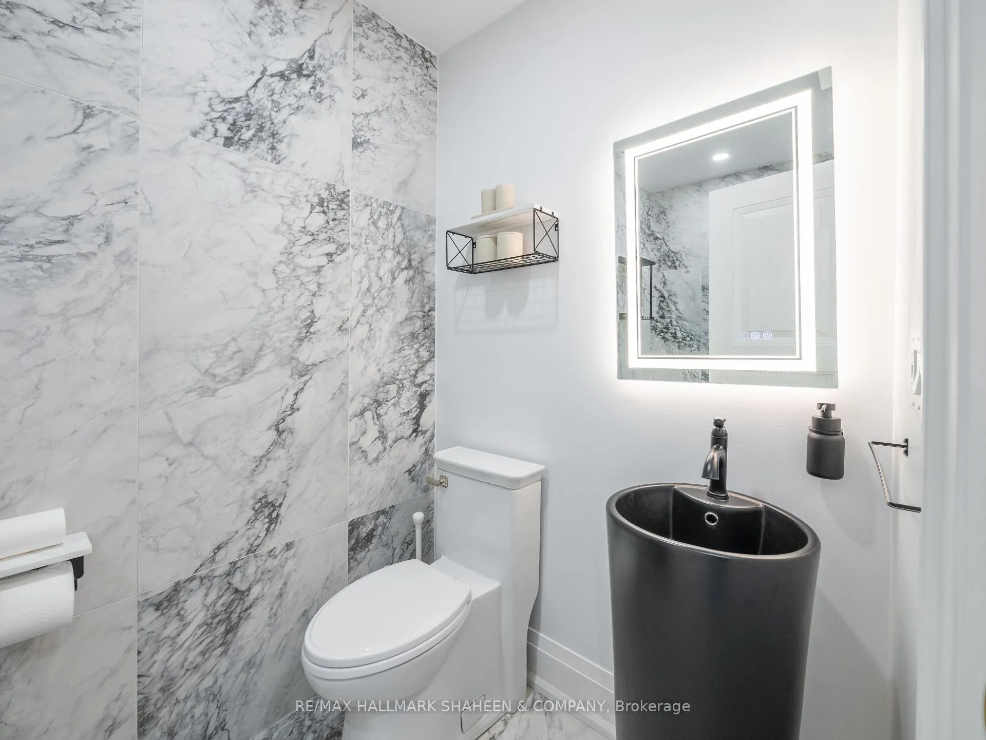 Photo 13 of Unit C, 357 Euclid Avenue, Toronto, Trinity-Bellwoods — HOMEH