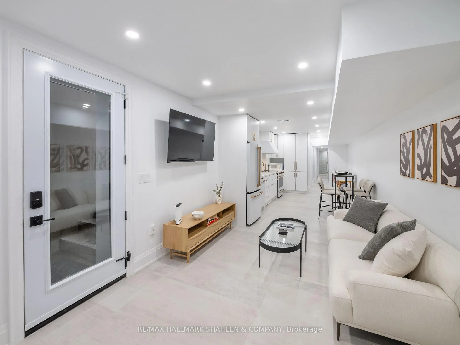 Photo 20 of Unit C, 357 Euclid Avenue, Toronto, Trinity-Bellwoods — HOMEH