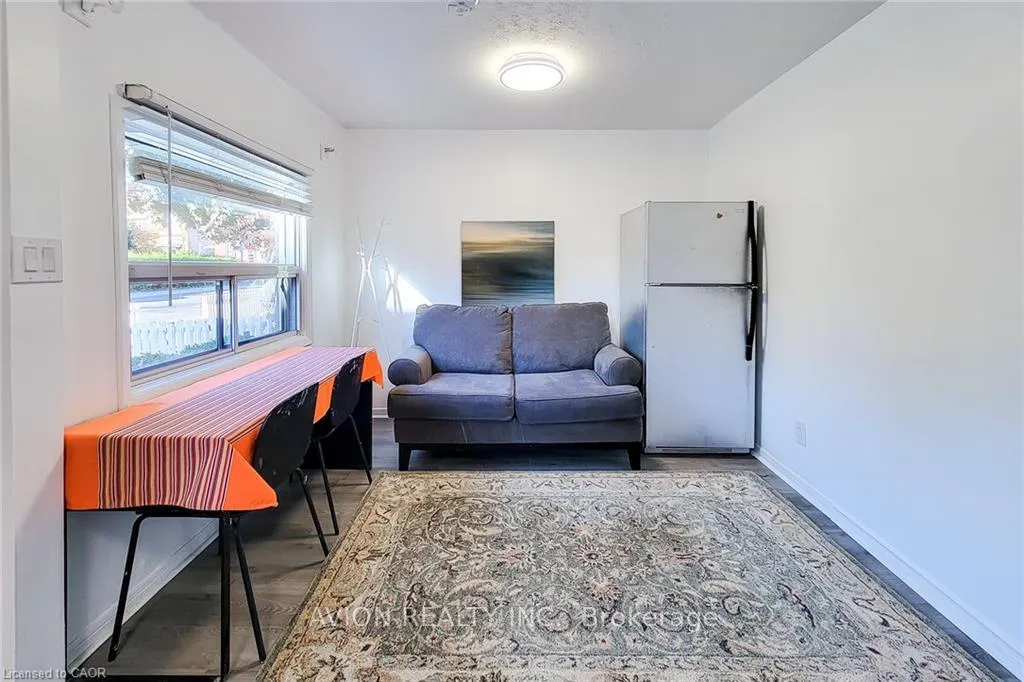Photo 9 of Unit 1, 26 Barton Street W, Hamilton, Strathcona — HOMEH