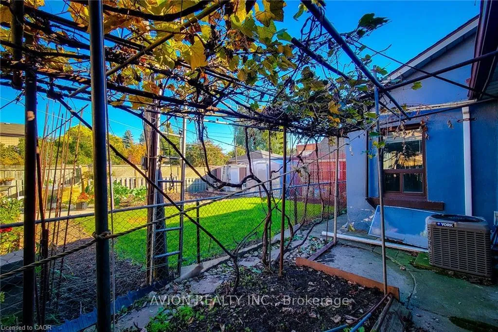 Photo 30 of Unit 1, 26 Barton Street W, Hamilton, Strathcona — HOMEH